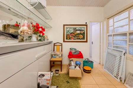 Casa à venda com 180m², 4 quartos e 1 vagaSuíte 1