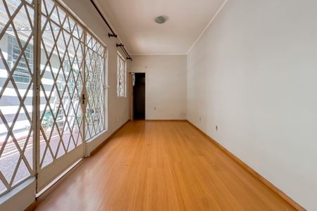 Casa à venda com 180m², 4 quartos e 1 vagaQuarto 2