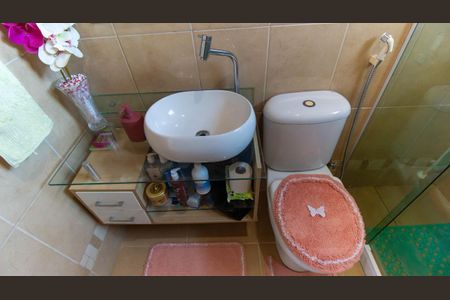 Apartamento à venda com 76m², 2 quartos e 1 vaga Apartamento à venda com 76m², 2 quartos e 1 vagaBanheiro