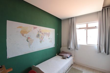 Apartamento à venda com 200m², 3 quartos e 3 vagasQuarto 2