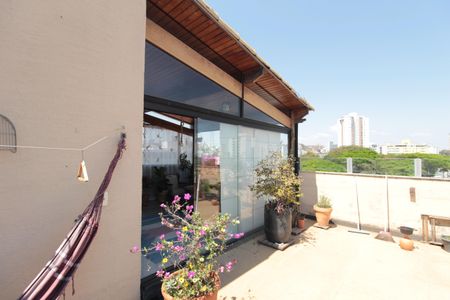 Apartamento à venda com 200m², 3 quartos e 3 vagasCobertura