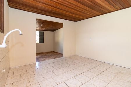 Casa para alugar com 405m², 4 quartos e 6 vagas Casa para alugar com 405m², 4 quartos e 6 vagasCozinha 2