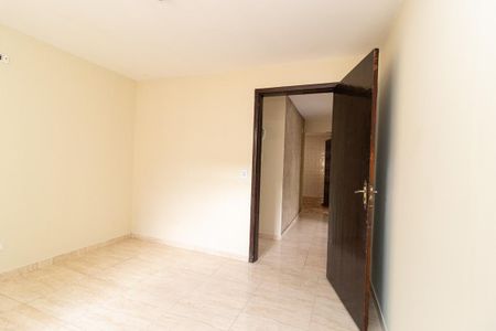 Casa para alugar com 405m², 4 quartos e 6 vagas Casa para alugar com 405m², 4 quartos e 6 vagasQuarto 2