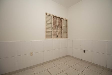 Casa para alugar com 80m², 2 quartos e sem vagaQuarto 2