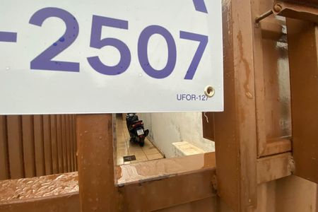 Casa para alugar com 80m², 2 quartos e sem vagaPlaca