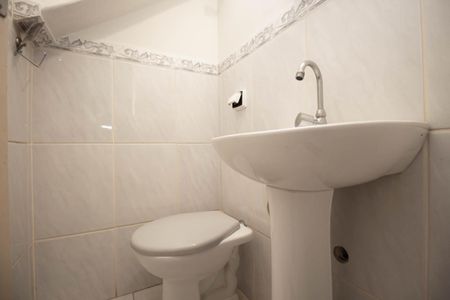 Casa para alugar com 80m², 2 quartos e sem vagaBanheiro Social