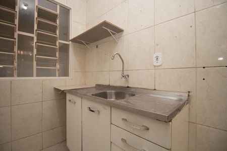 Casa para alugar com 80m², 2 quartos e sem vagaCozinha