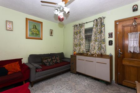 Casa à venda com 83m², 2 quartos e 1 vagaSala