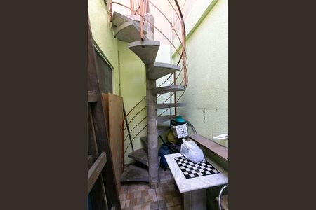 Casa à venda com 83m², 2 quartos e 1 vagaQuintal