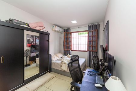 Casa à venda com 180m², 4 quartos e 2 vagas Casa à venda com 180m², 4 quartos e 2 vagasSuíte 2