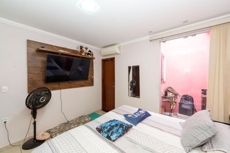 Casa à venda com 180m², 4 quartos e 2 vagas Casa à venda com 180m², 4 quartos e 2 vagasSuíte 1