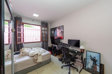Casa à venda com 180m², 4 quartos e 2 vagas Casa à venda com 180m², 4 quartos e 2 vagasSuíte 2