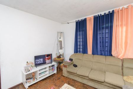 Sala de casa à venda com 2 quartos, 200m² em Novo Riacho, Contagem