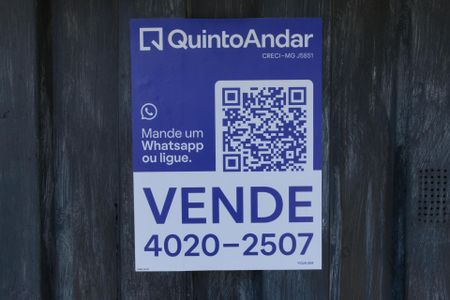 Casa à venda com 200m², 2 quartos e 5 vagasPlaquinha 