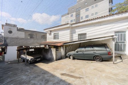 Casa à venda com 200m², 2 quartos e 5 vagasGaragem