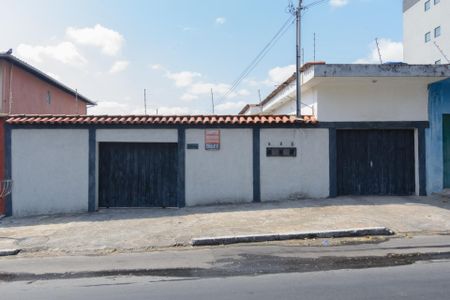Casa à venda com 200m², 2 quartos e 5 vagasFachada