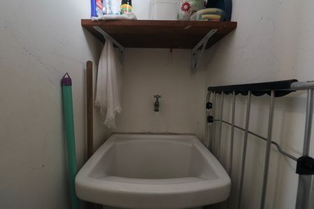 Apartamento para alugar com 65m², 3 quartos e 1 vagaÁrea de Serviço