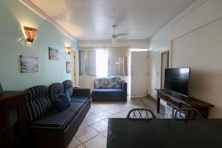 Sala de apartamento para alugar com 3 quartos, 65m² em Jardim Las Palmas, Guarujá