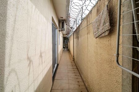 Casa à venda com 158m², 3 quartos e 2 vagas Casa à venda com 158m², 3 quartos e 2 vagasÁrea Externa