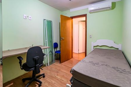 Casa à venda com 158m², 3 quartos e 2 vagas Casa à venda com 158m², 3 quartos e 2 vagasQuarto 4