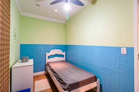 Casa à venda com 158m², 3 quartos e 2 vagas Casa à venda com 158m², 3 quartos e 2 vagasQuarto 6