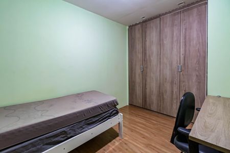 Casa à venda com 158m², 3 quartos e 2 vagas Casa à venda com 158m², 3 quartos e 2 vagasQuarto 4