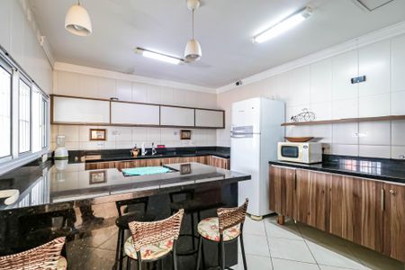 Casa à venda com 158m², 3 quartos e 2 vagas Casa à venda com 158m², 3 quartos e 2 vagasCozinha