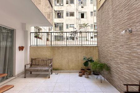 Apartamento à venda com 130m², 3 quartos e sem vaga Apartamento à venda com 130m², 3 quartos e sem vagaQuintal