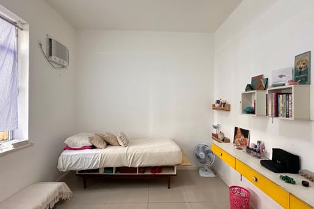 Apartamento à venda com 130m², 3 quartos e sem vaga Apartamento à venda com 130m², 3 quartos e sem vagaQuarto 01