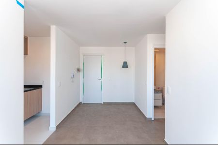Sala de apartamento para alugar com 2 quartos, 50m² em Vila Anastácio, São Paulo