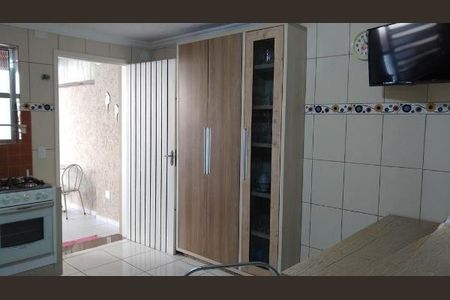 Casa à venda com 3 quartos, 160m² em Vila Curuçá, Santo André