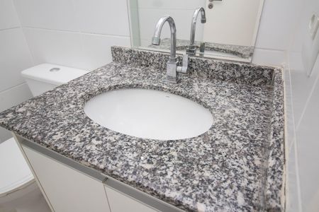 Apartamento para alugar com 52m², 2 quartos e 1 vaga Apartamento para alugar com 52m², 2 quartos e 1 vagaBanheiro do Quarto 2