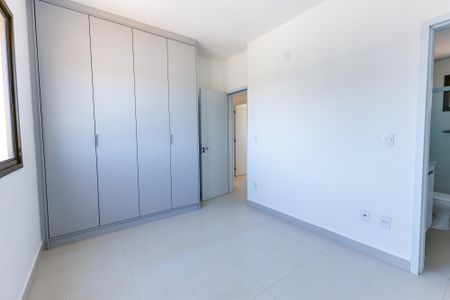 Apartamento para alugar com 74m², 3 quartos e 2 vagasSuíte