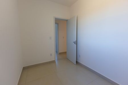 Apartamento para alugar com 74m², 3 quartos e 2 vagasQuarto 2