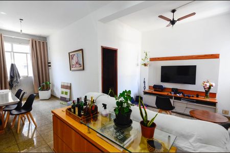 Casa à venda com 275m², 3 quartos e sem vagaSala Casa 2