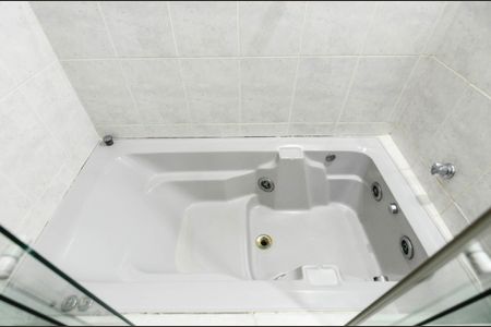 Casa à venda com 275m², 3 quartos e sem vagaBanheiro da Suíte