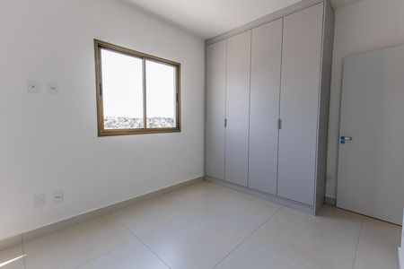 Apartamento para alugar com 74m², 3 quartos e 2 vagas Apartamento para alugar com 74m², 3 quartos e 2 vagasSuíte