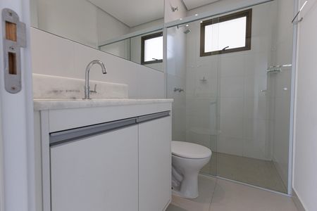 Apartamento para alugar com 74m², 3 quartos e 2 vagas Apartamento para alugar com 74m², 3 quartos e 2 vagasBanheiro Social