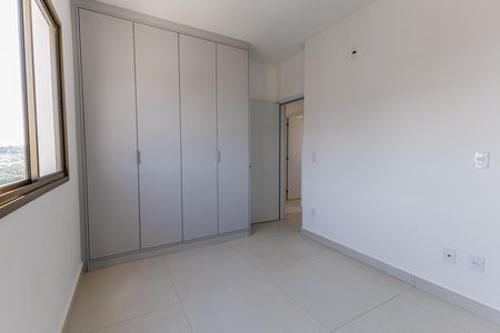 Apartamento para alugar com 74m², 3 quartos e 2 vagas Apartamento para alugar com 74m², 3 quartos e 2 vagasSuíte