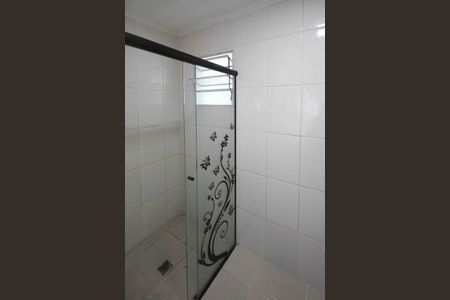 Casa para alugar com 140m², 2 quartos e 2 vagas Casa para alugar com 140m², 2 quartos e 2 vagasBanheiro Social