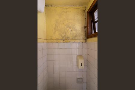 Casa à venda com 190m², 3 quartos e 4 vagas Casa à venda com 190m², 3 quartos e 4 vagasBanheiro de Serviço