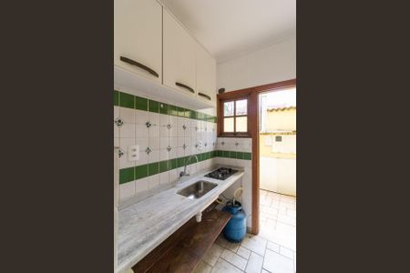 Casa à venda com 190m², 3 quartos e 4 vagas Casa à venda com 190m², 3 quartos e 4 vagasCozinha