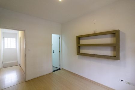 Casa à venda com 190m², 3 quartos e 4 vagas Casa à venda com 190m², 3 quartos e 4 vagasSuíte