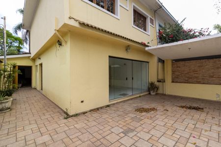 Casa à venda com 190m², 3 quartos e 4 vagas Casa à venda com 190m², 3 quartos e 4 vagasGaragem