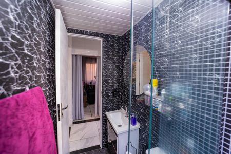 Apartamento à venda com 45m², 2 quartos e 1 vaga Apartamento à venda com 45m², 2 quartos e 1 vagaBanheiro