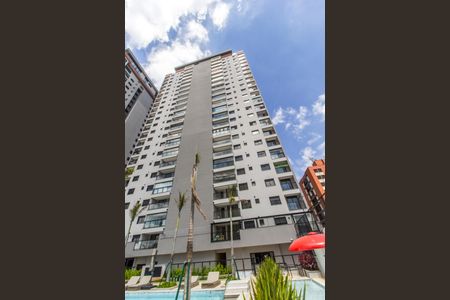 Apartamento à venda com 64m², 2 quartos e 1 vaga Apartamento à venda com 64m², 2 quartos e 1 vagaFachada