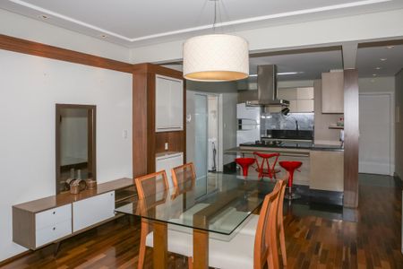 Apartamento à venda com 126m², 3 quartos e 2 vagasSala