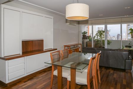 Apartamento à venda com 126m², 3 quartos e 2 vagasSala