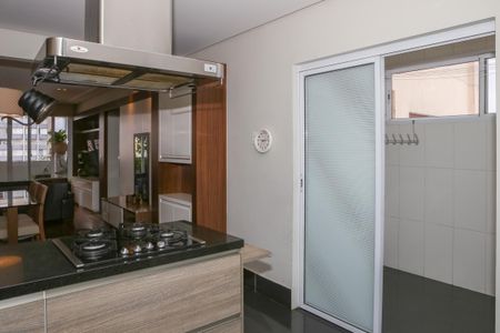 Apartamento à venda com 126m², 3 quartos e 2 vagasCozinha