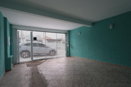 Casa à venda com 200m², 2 quartos e 2 vagasGaragem